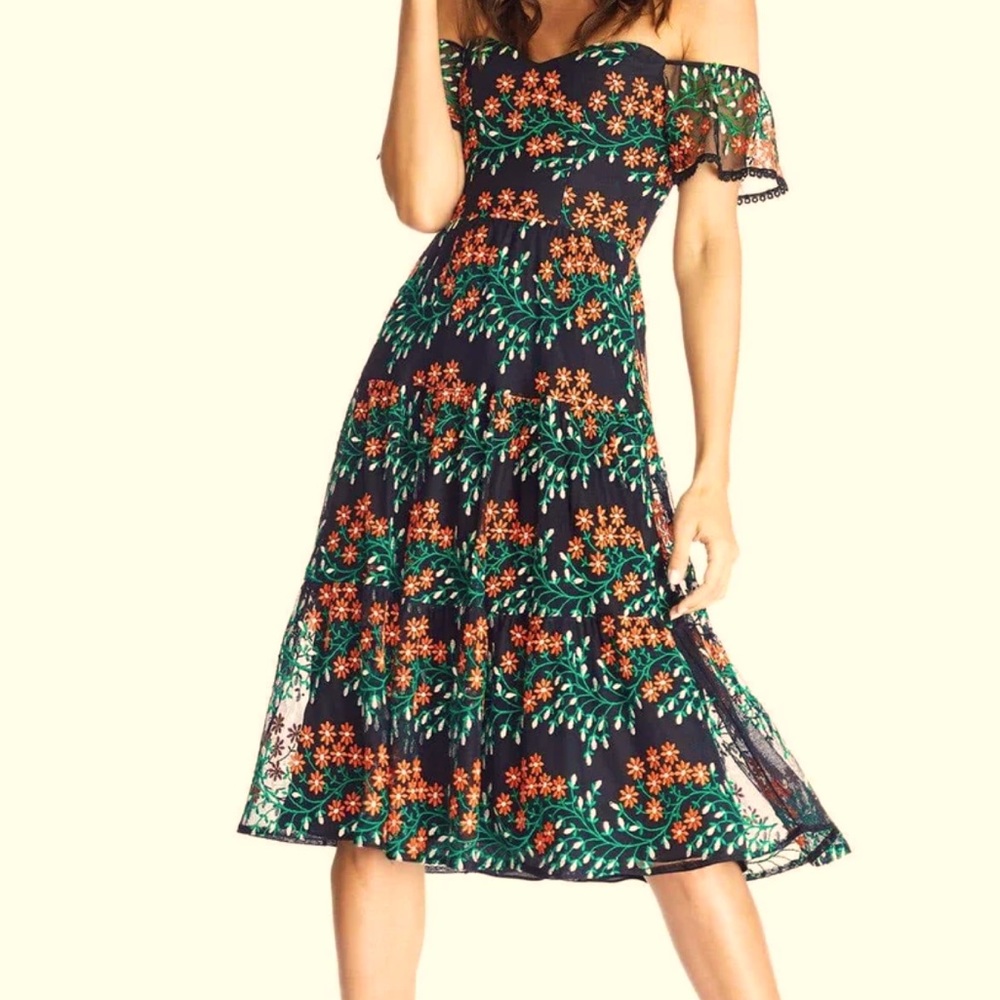 Dress the population | River dress
